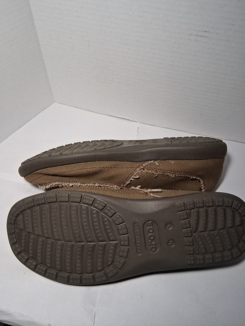 Crocs Venture Santa Cruz 10128 Sz 10 Loafers Canvas Slip On Shoes Brown - Picture 6 of 7